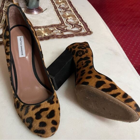 Tabitha Simmons Calf Hair Leopard Pumps- Size 37 - Picture 3 of 6